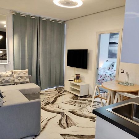2 Bedrooms Flat + Balcony + Parking At Las Canteras Beach Лас Палмас де Гран Канария Екстериор снимка