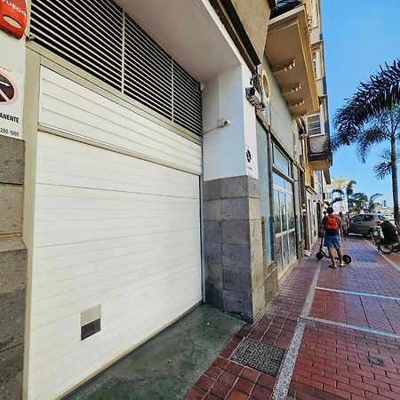 2 Bedrooms Flat + Balcony + Parking At Las Canteras Beach Лас Палмас де Гран Канария Екстериор снимка