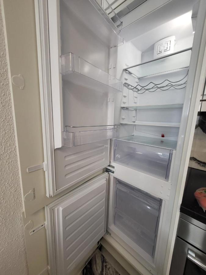 2 Bedrooms Flat + Balcony + Parking At Las Canteras Beach Лас Палмас де Гран Канария Екстериор снимка