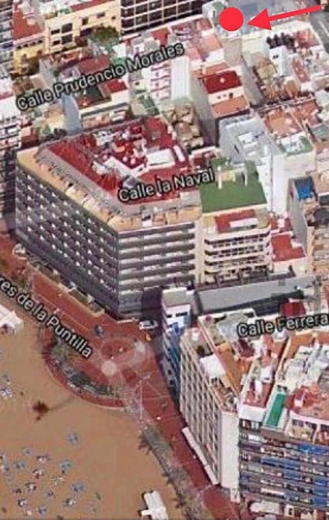 2 Bedrooms Flat + Balcony + Parking At Las Canteras Beach Лас Палмас де Гран Канария Екстериор снимка