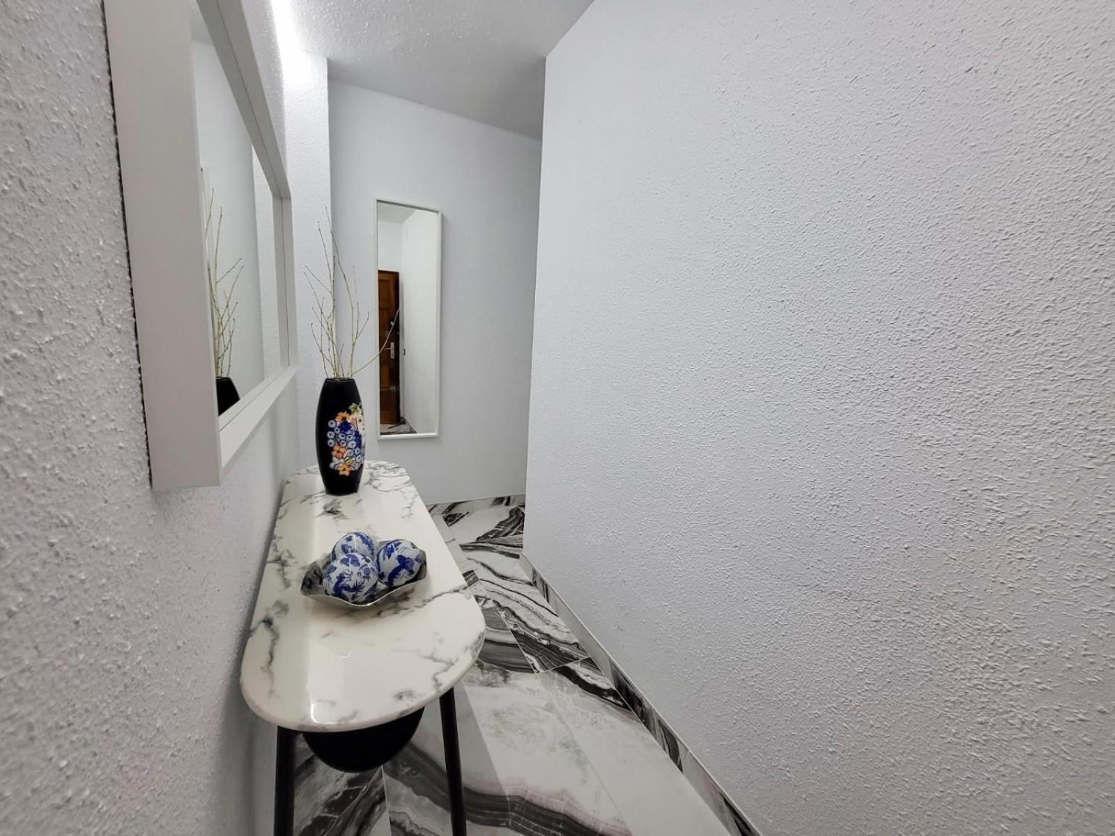 2 Bedrooms Flat + Balcony + Parking At Las Canteras Beach Лас Палмас де Гран Канария Екстериор снимка